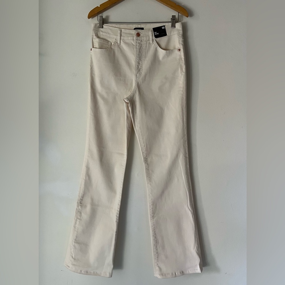 NWT Express High Rise Boot Leg Cream Beige Denim Jeans Women’s Sz 10R - Picture 3 of 14